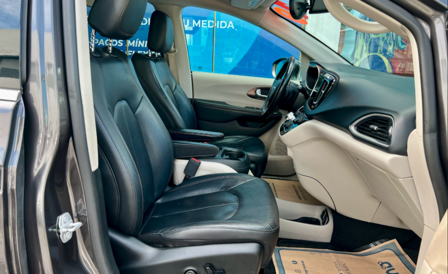 Chrysler Pacifica Limited 2019